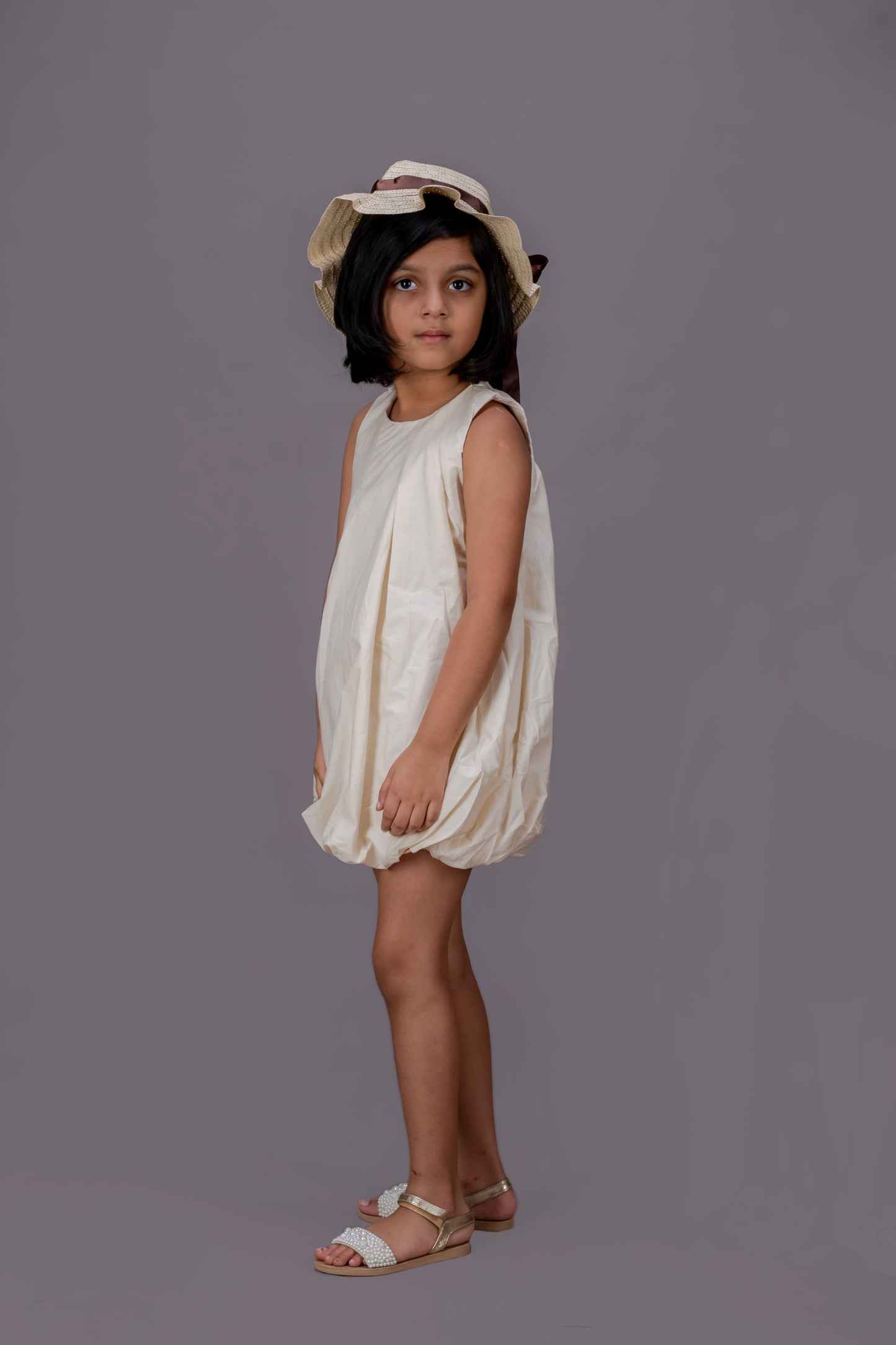 Balloon Beige Beach Dress with Hat